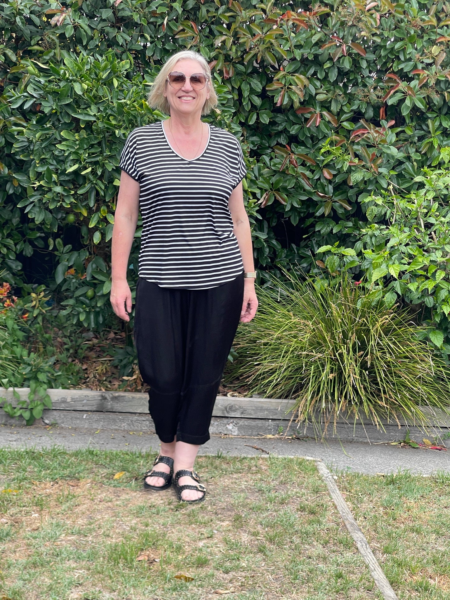 Demi tee - black & white stripe