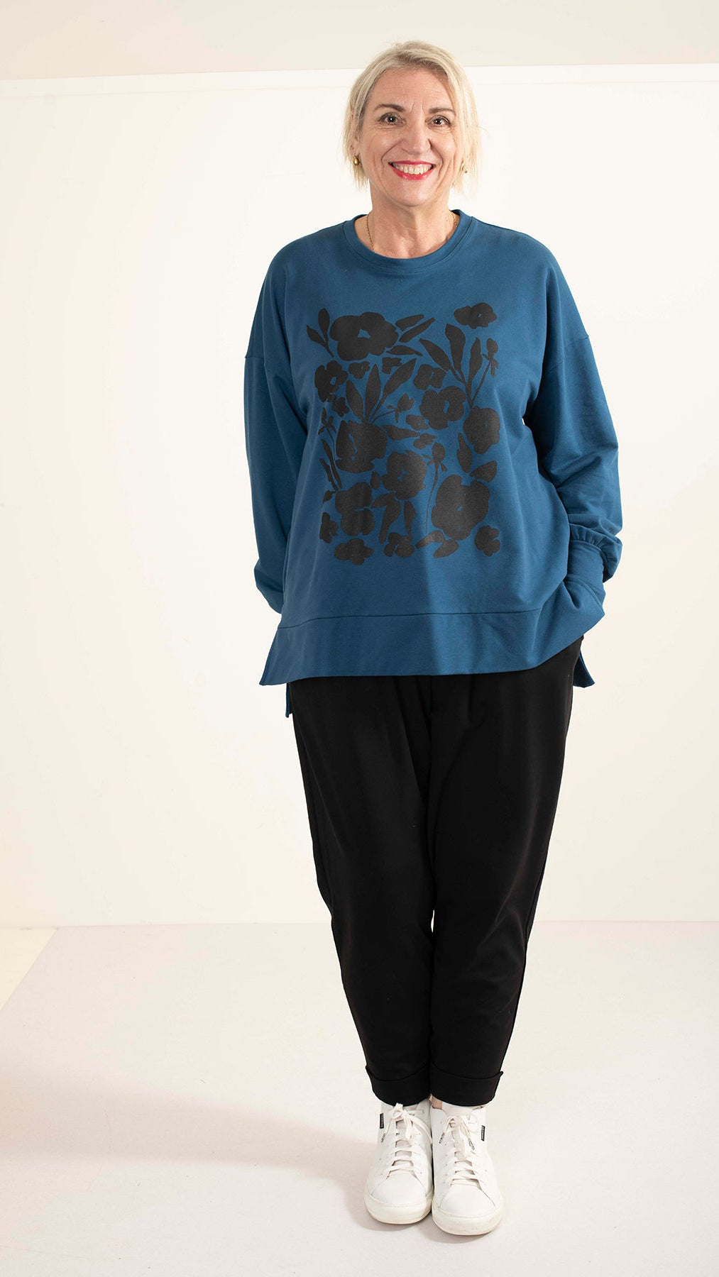 Storm Sweat Blue - Floral