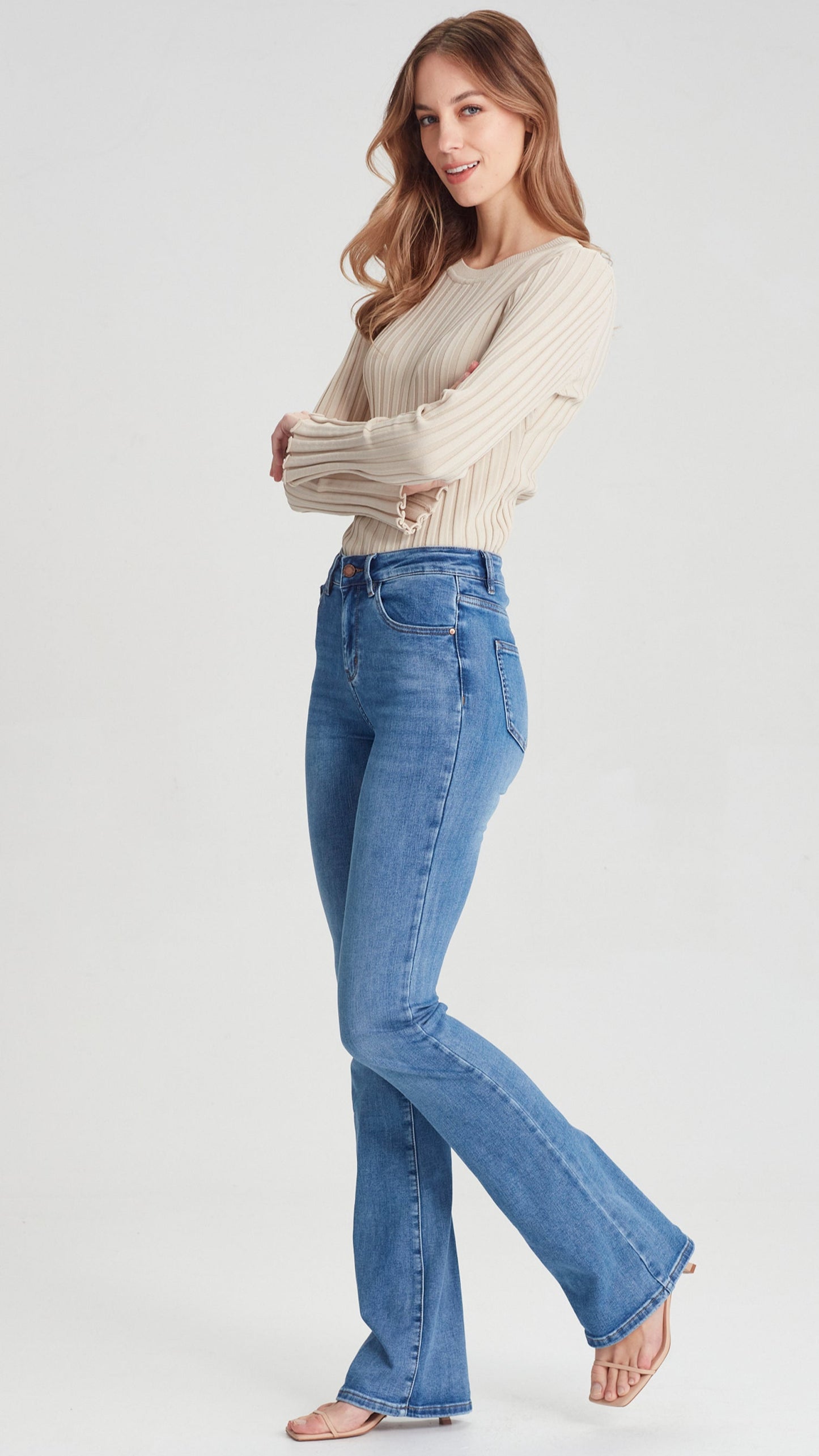 Charlie Flare leg Jean