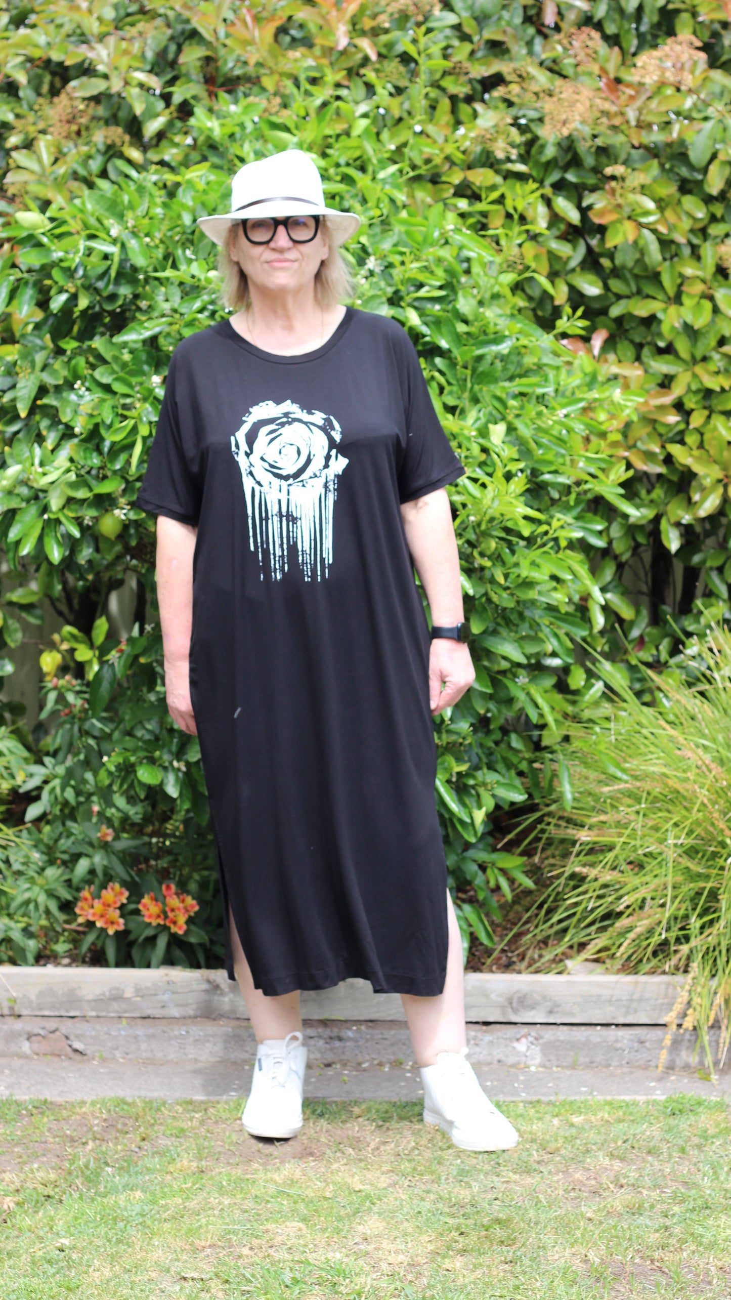 Tee Dress - crying rose