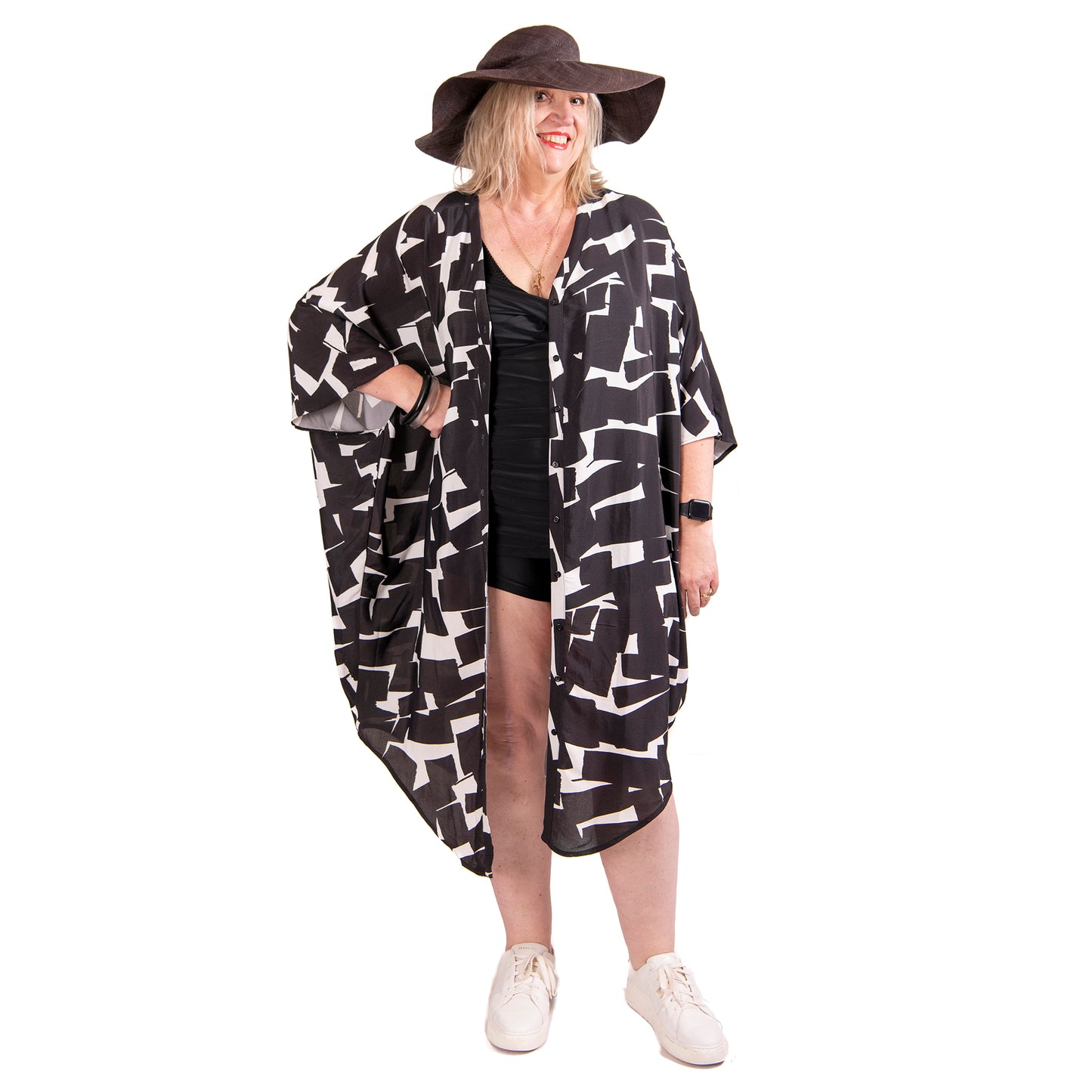 Lulu Kaftan - Black print // PRE-ORDER