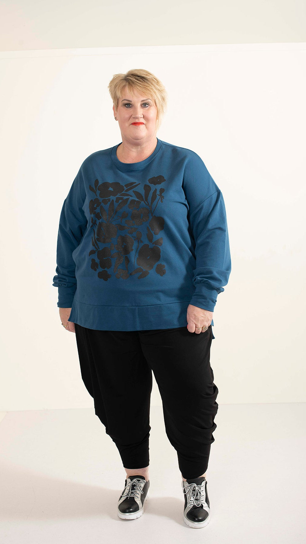 Storm Sweat Blue - Floral