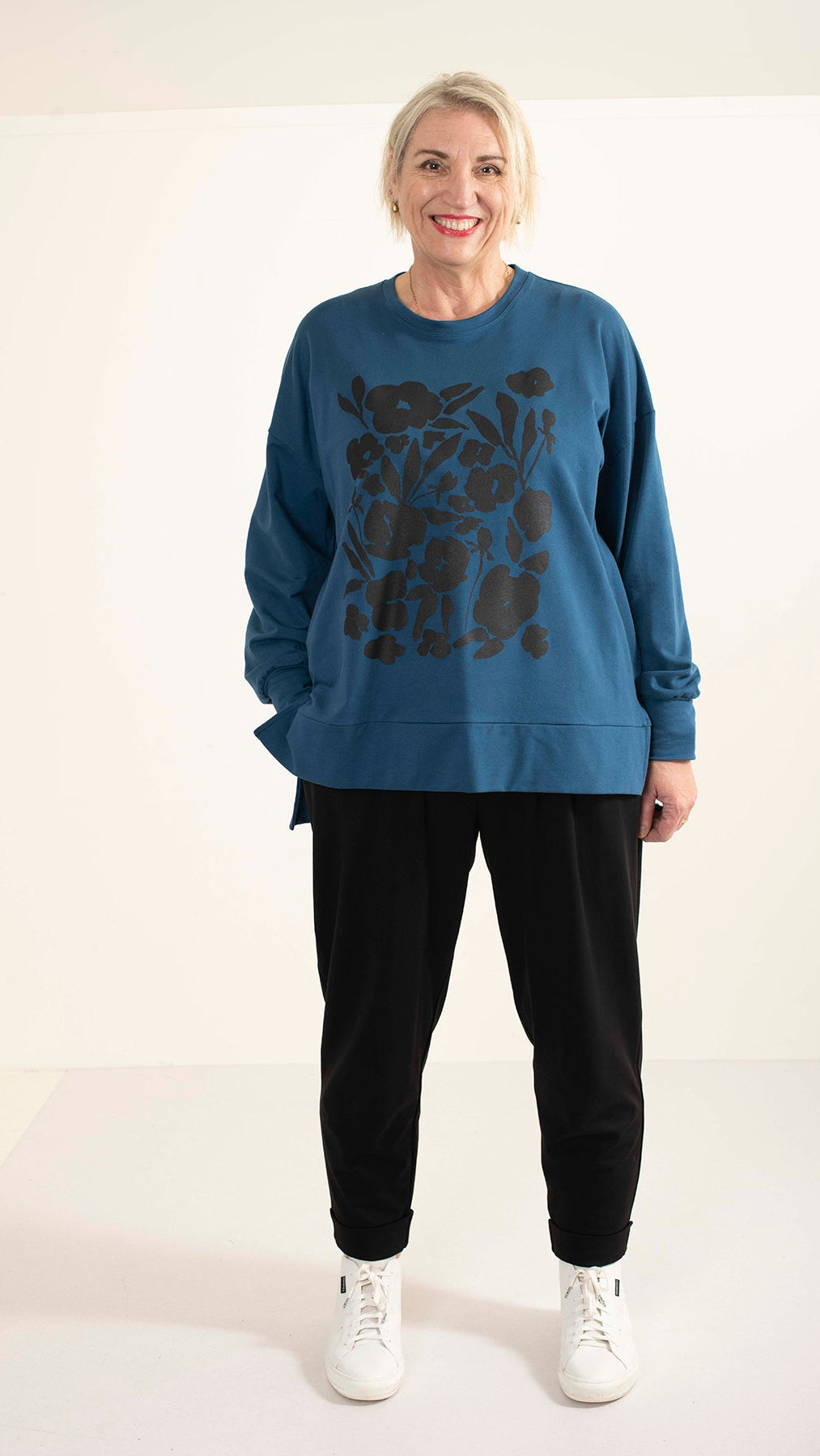 Storm Sweat Blue - Floral