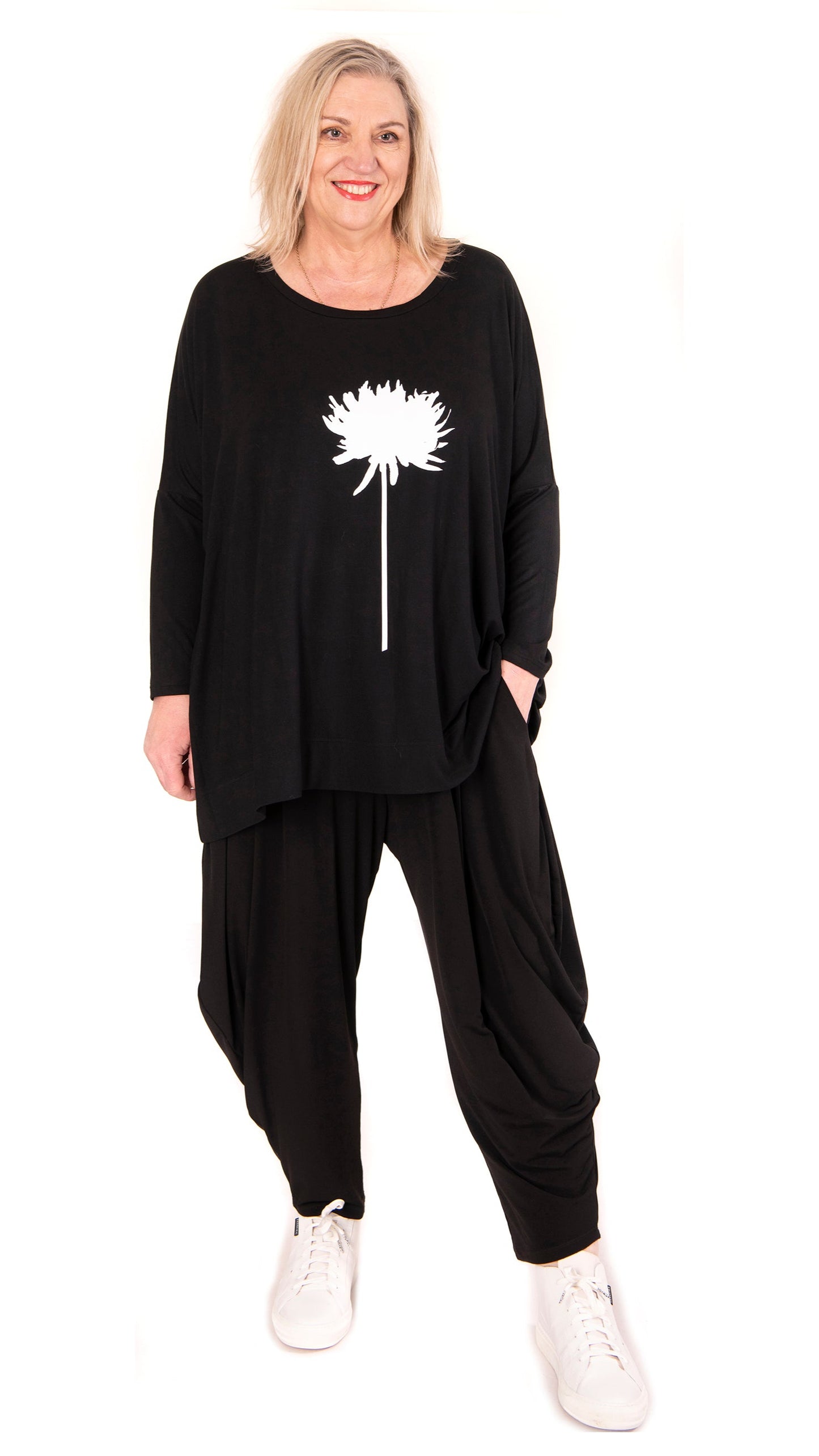 Storm Sweat Black - Dahlia