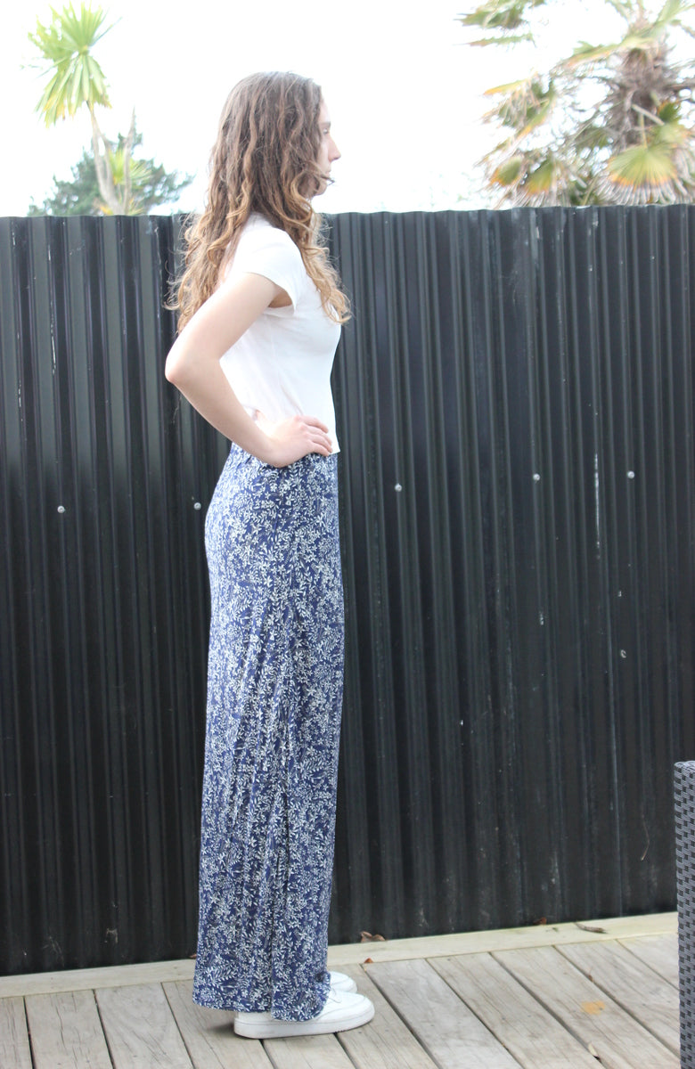 Bias cut skirt - blue floral