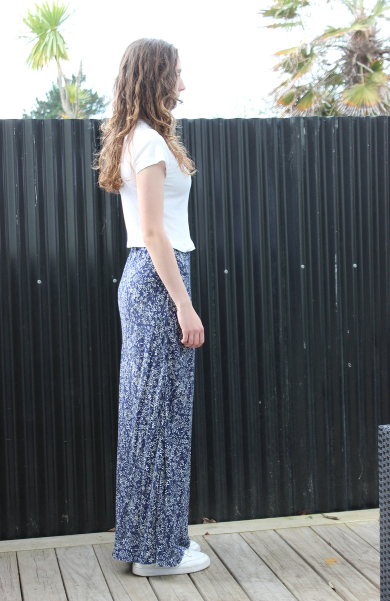 Bias cut skirt - blue floral