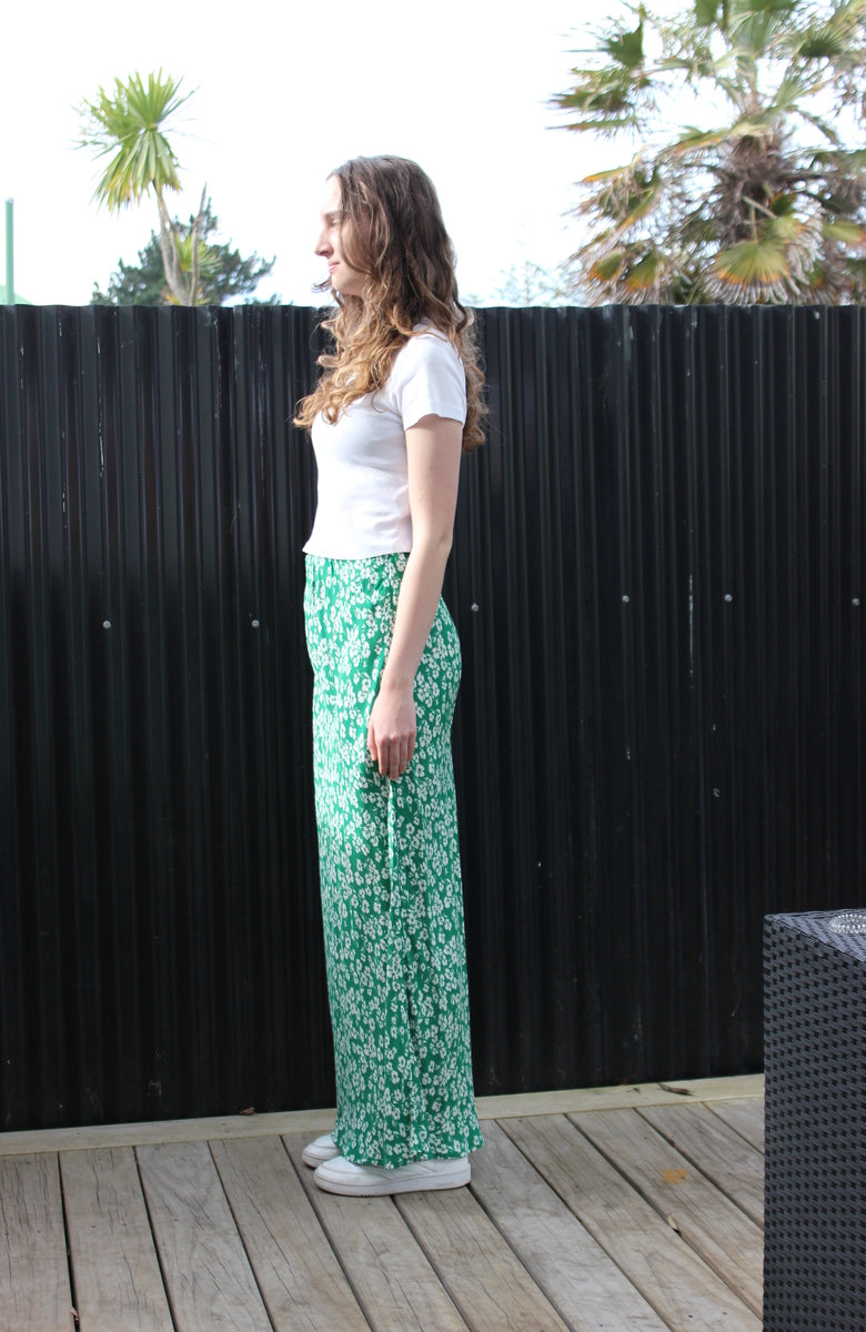 Bias cut skirt - green floral