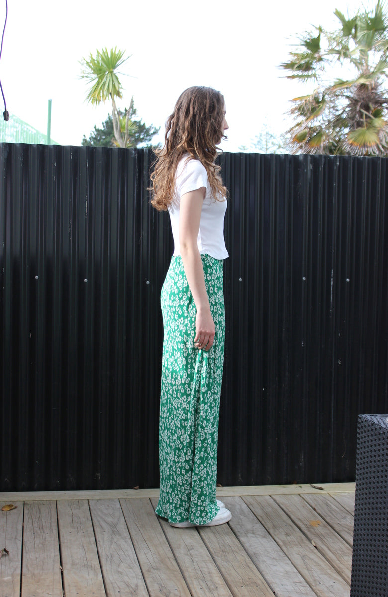 Bias cut skirt - green floral