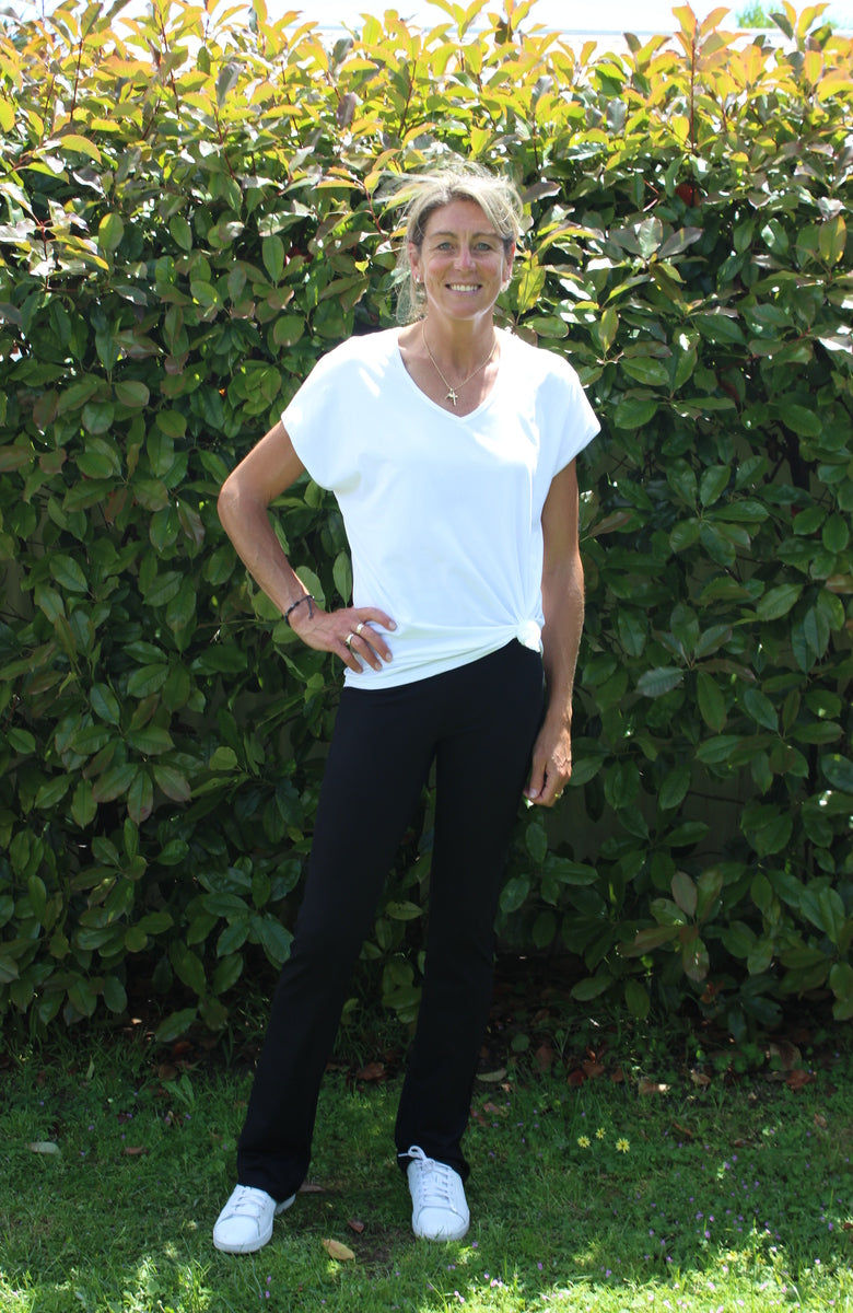 Demi tee - white // PRE-ORDER