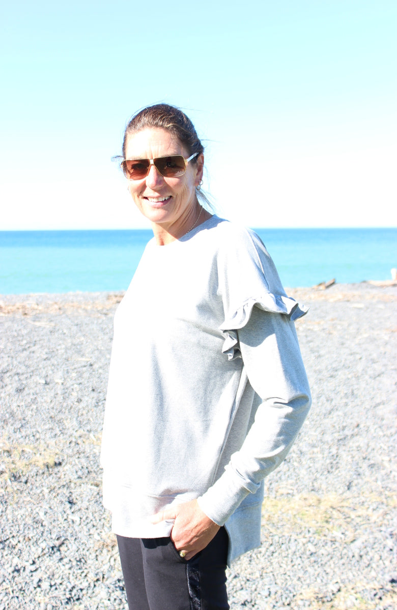 Frill sweat grey marle