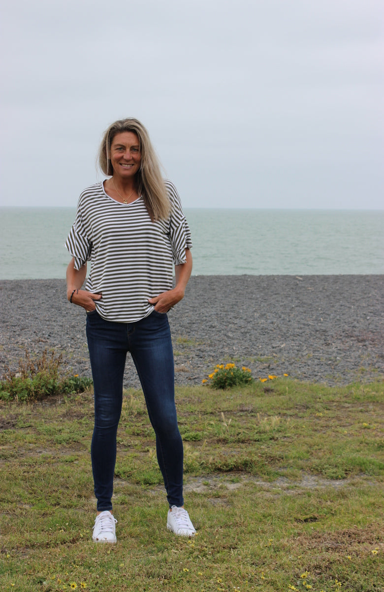 Frill me - khaki Stripe