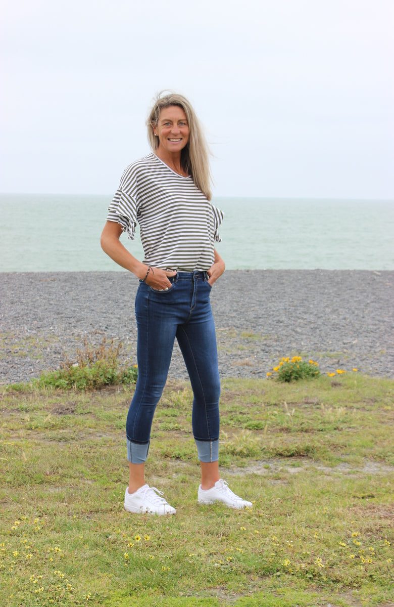 Frill me - khaki Stripe