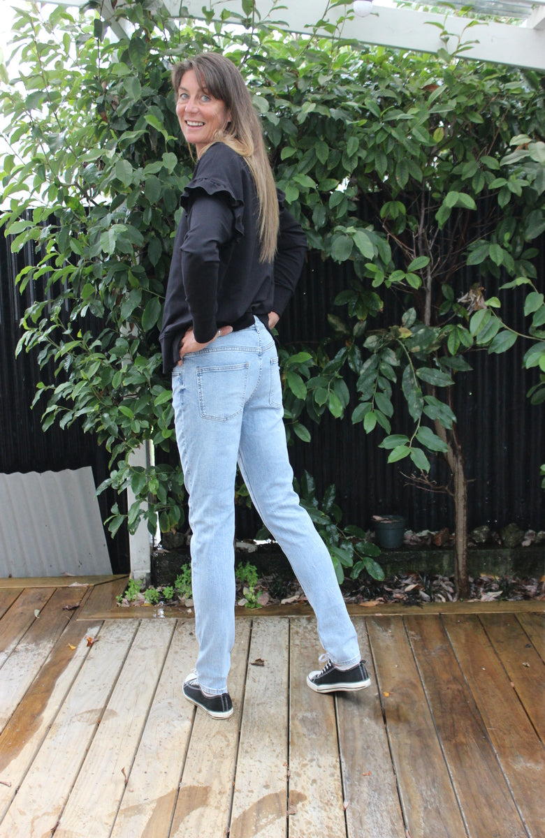 Petra straight leg jean